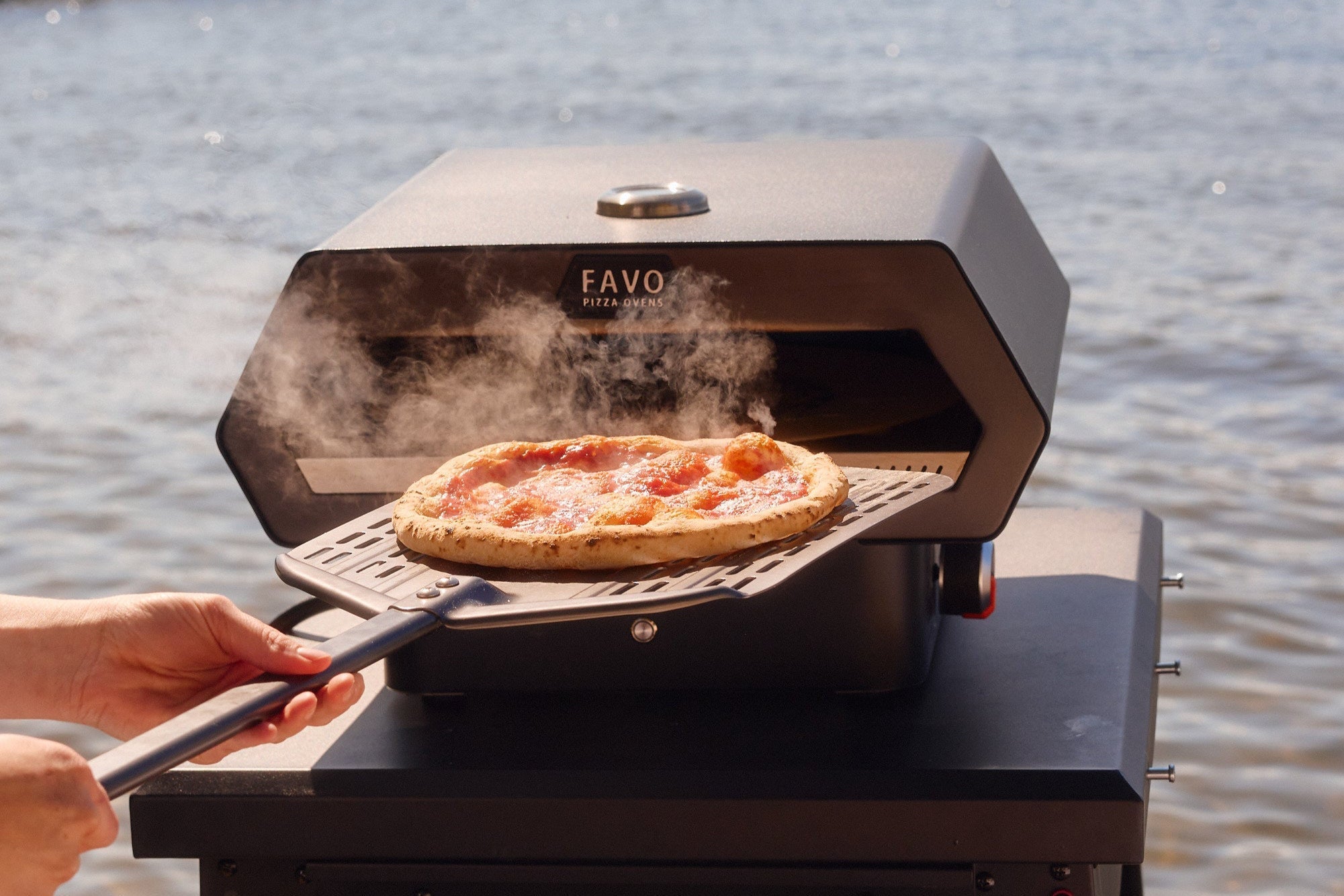 How to Choose the Right Pizza Oven for Your Home or Business